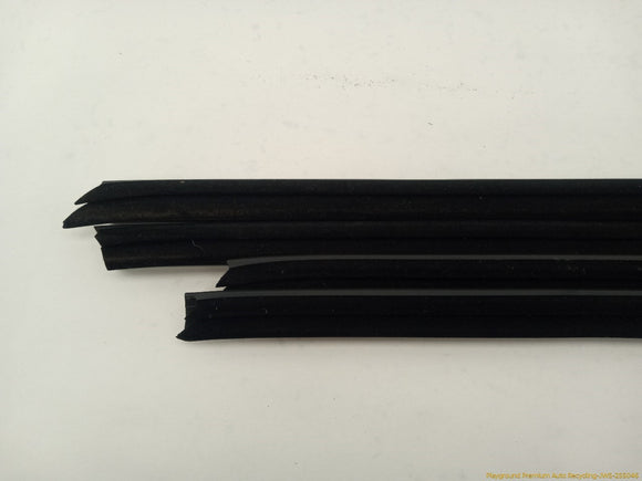 Saab 9-3 Set Of Exterior Window Sweep Trim