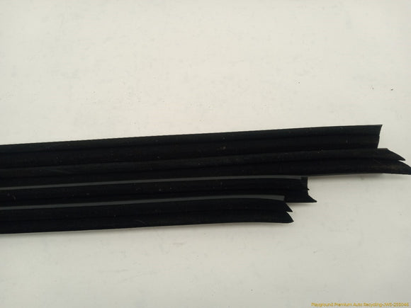 Saab 9-3 Set Of Exterior Window Sweep Trim