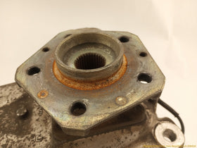 Maserati Quattroporte Driver Left Front Spindle Knuckle Hub - 0