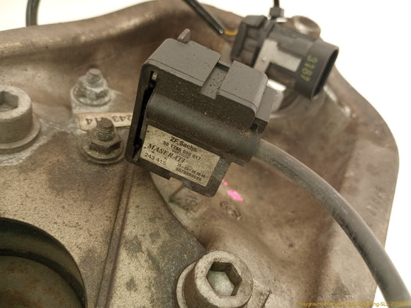 Maserati Quattroporte Driver Left Front Spindle Knuckle Hub