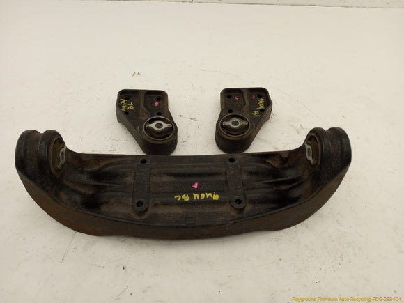 Maserati Quattroporte Set Of Rear Differential Carrier Support Mount Brackets