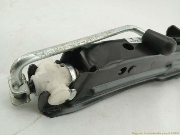 Mini Clubman Vehicle Jack & Tools