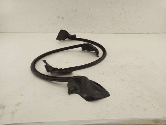 Mini Clubman Pair Of Front Door Window Seals