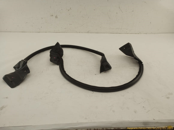 Mini Clubman Pair Of Front Door Window Seals