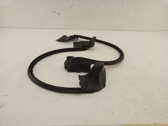 Mini Clubman Pair Of Front Door Window Seals