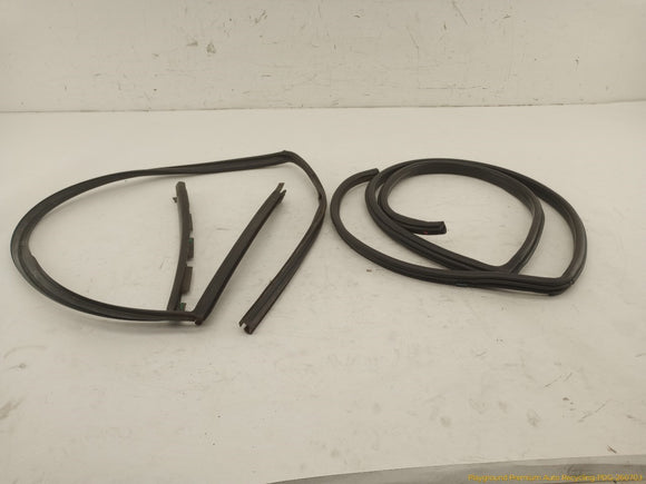 Honda Prelude Pair Of Front Door Seal Weatherstrips
