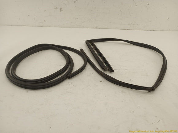 Honda Prelude Pair Of Front Door Seal Weatherstrips