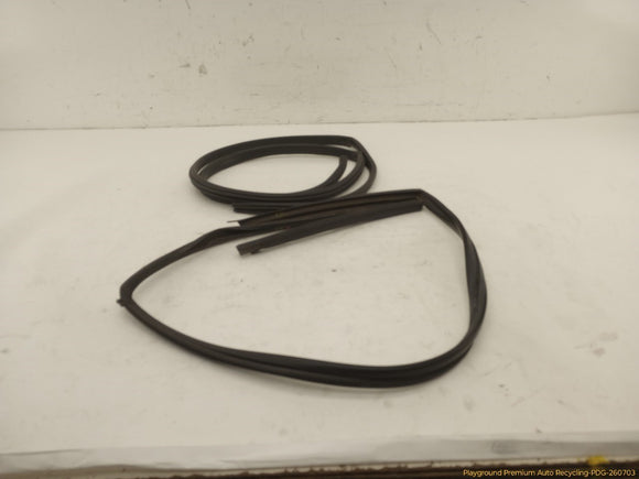 Honda Prelude Pair Of Front Door Seal Weatherstrips