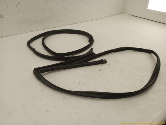 Honda Prelude Pair Of Front Door Seal Weatherstrips