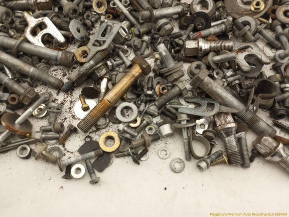 Maserati Quattroporte Dismantling Hardware Fasteners Bolts & Nuts