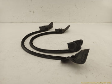Mini Clubman Pair Of Front Door Window Seals