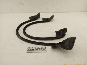Mini Clubman Pair Of Front Door Window Seals - 0