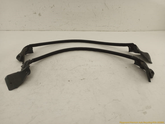 Mini Clubman Pair Of Front Door Window Seals