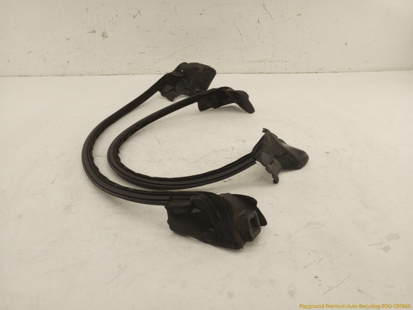 Mini Clubman Pair Of Front Door Window Seals