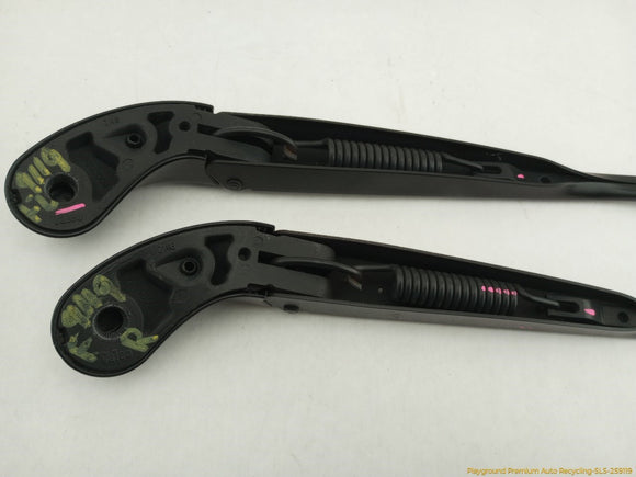 Mini Clubman Pair Of Front Windshield Wiper Arms