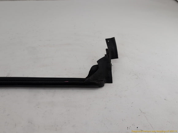 Mini Clubman Passenger Right B Pillar Door Molding