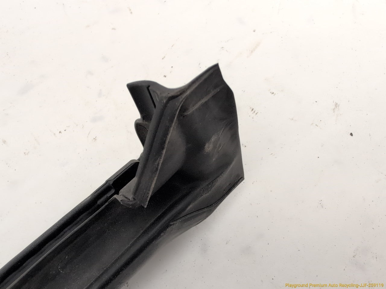 Mini Clubman Passenger Right B Pillar Door Molding | Playground PAR