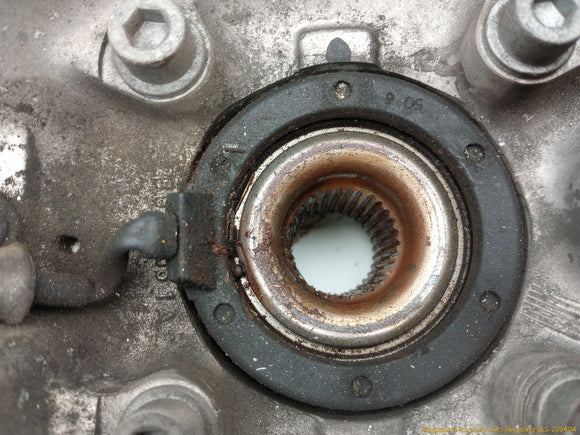 Maserati Quattroporte Driver Left Rear Spindle Knuckle Hub