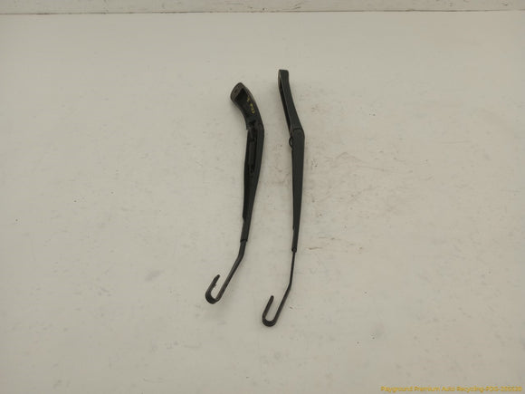 Saab 9-3 Pair Of Windshield Wiper Arms