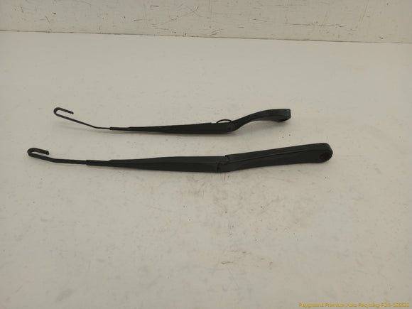 Saab 9-3 Pair Of Windshield Wiper Arms