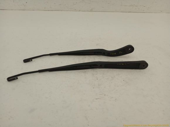 Saab 9-3 Pair Of Windshield Wiper Arms