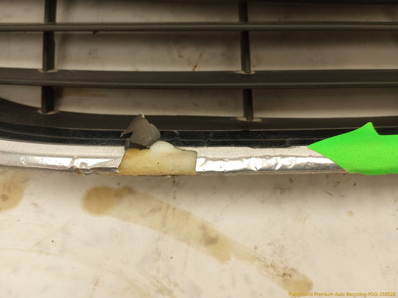 Saab 9-3 Front Bumper Upper Grille Set