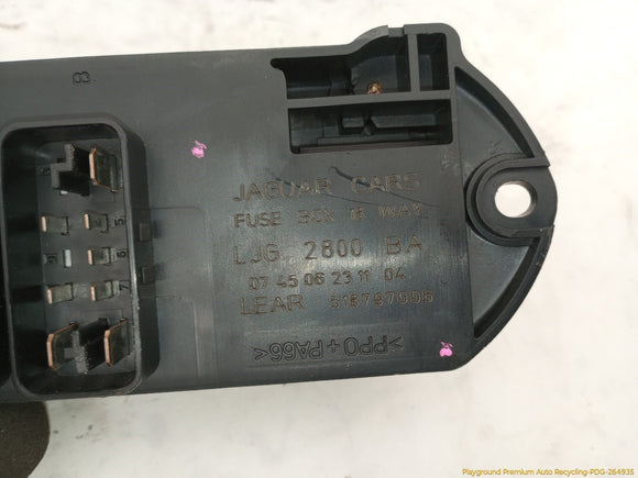Jaguar XK8 Front Right Cabin Fuse Box