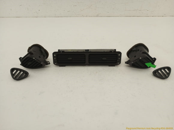 Jaguar XK8 Set Of Dashboard Air Vents