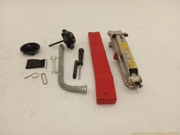 Audi TT Vehicle Jack & Tools Kit