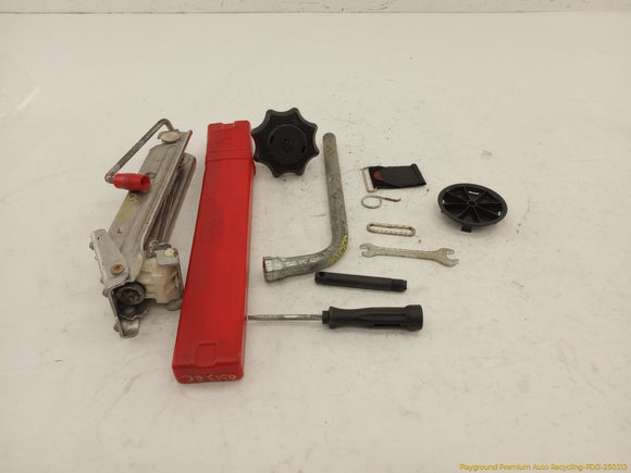 Audi TT Vehicle Jack & Tools Kit