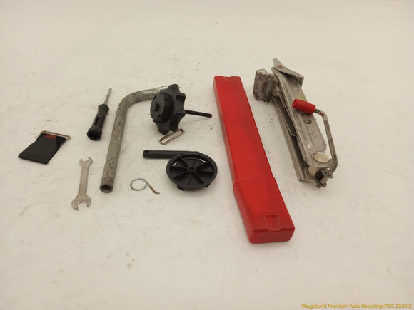 Audi TT Vehicle Jack & Tools Kit