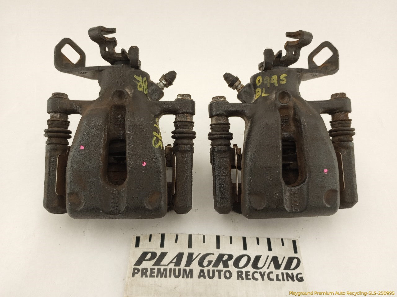 Mini Clubman Pair Of Rear Brake Calipers | Playground PAR
