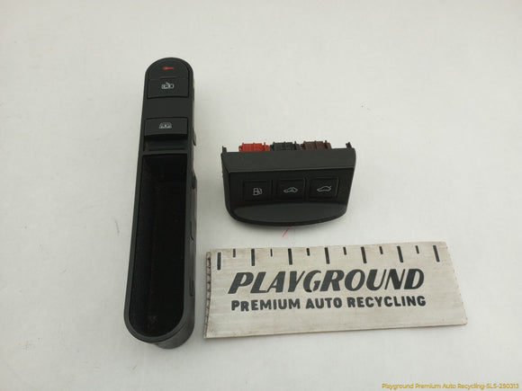 Audi TT Pair Of Center Console Control Switches