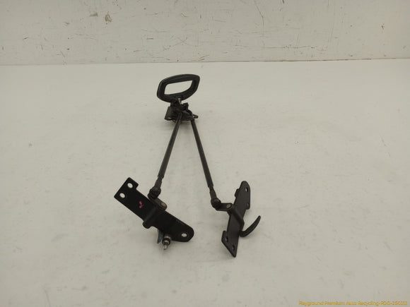 Audi TT Convertible Top Latch Release Handle and Rod Assembly