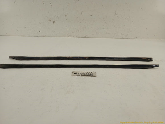 Lincoln Mark VIII Pair Of Front Door Exterior Seal Molding Strips