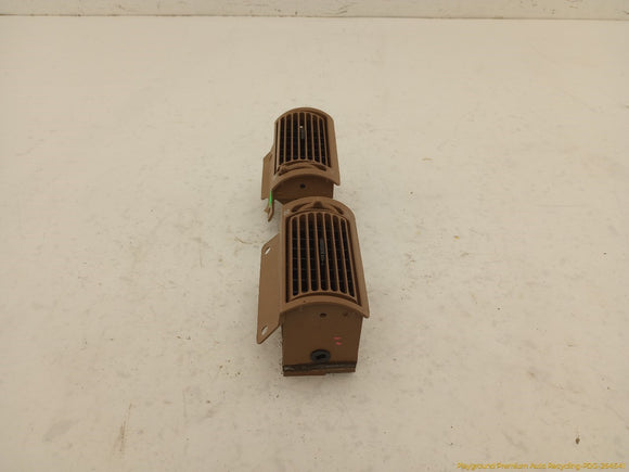 Lincoln Mark VIII Pair Of Dashboard Air Vents