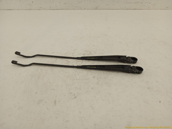 Lincoln Mark VIII Pair Of Windshield Wiper Arms