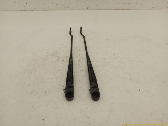 Lincoln Mark VIII Pair Of Windshield Wiper Arms