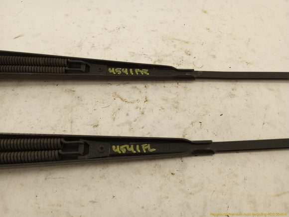 Lincoln Mark VIII Pair Of Windshield Wiper Arms