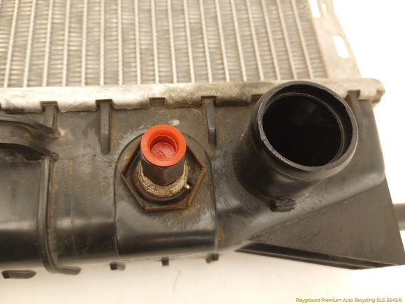 Lincoln Mark VIII Radiator