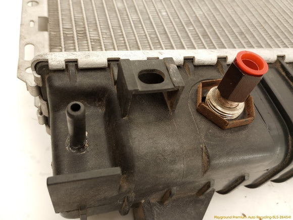 Lincoln Mark VIII Radiator