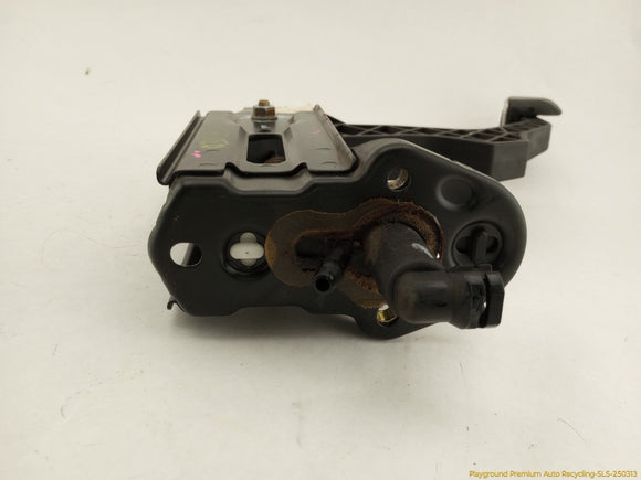 Audi TT Clutch Pedal