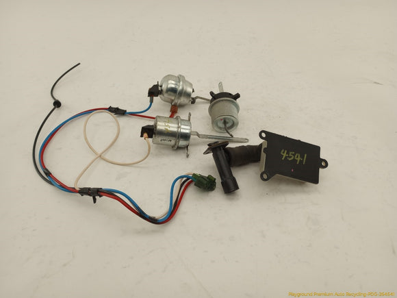 Lincoln Mark VIII HVAC Vacuum Actuator Assembly