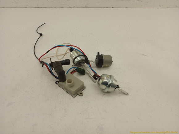 Lincoln Mark VIII HVAC Vacuum Actuator Assembly