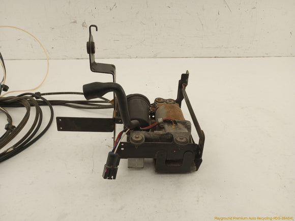 Lincoln Mark VIII Air Suspension Compressor Pump & Line Set