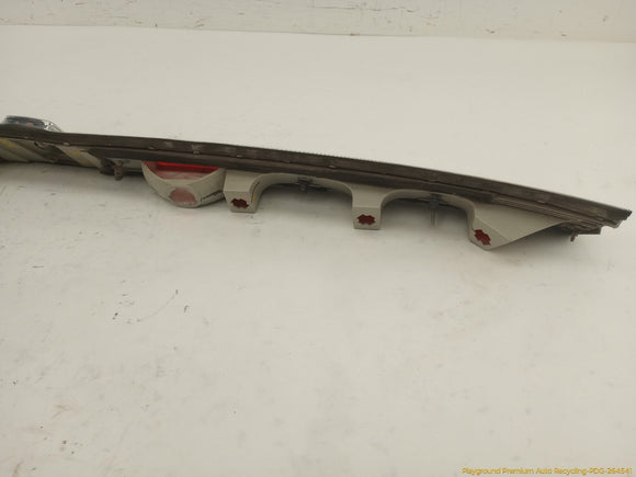 Lincoln Mark VIII **AS IS** Rear Center Tail Lamp