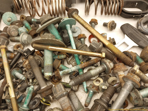 Audi TT Dismantling Hardware Fasteners Bolts & Nuts