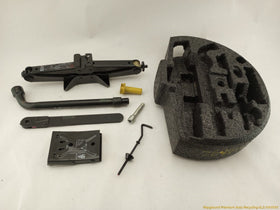 Jaguar XK8 Vehicle Jack & Tools Set