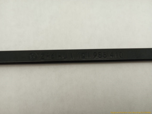 Volkswagen GTI Pair Of Windshield Wiper Arms
