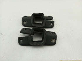 Saab 9-5 Pair Of Tailgate Seal Grommets - 0